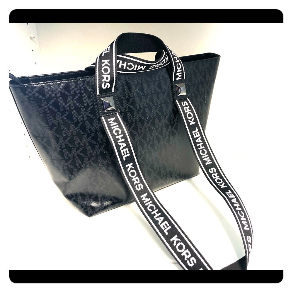 Michael Kors Tote